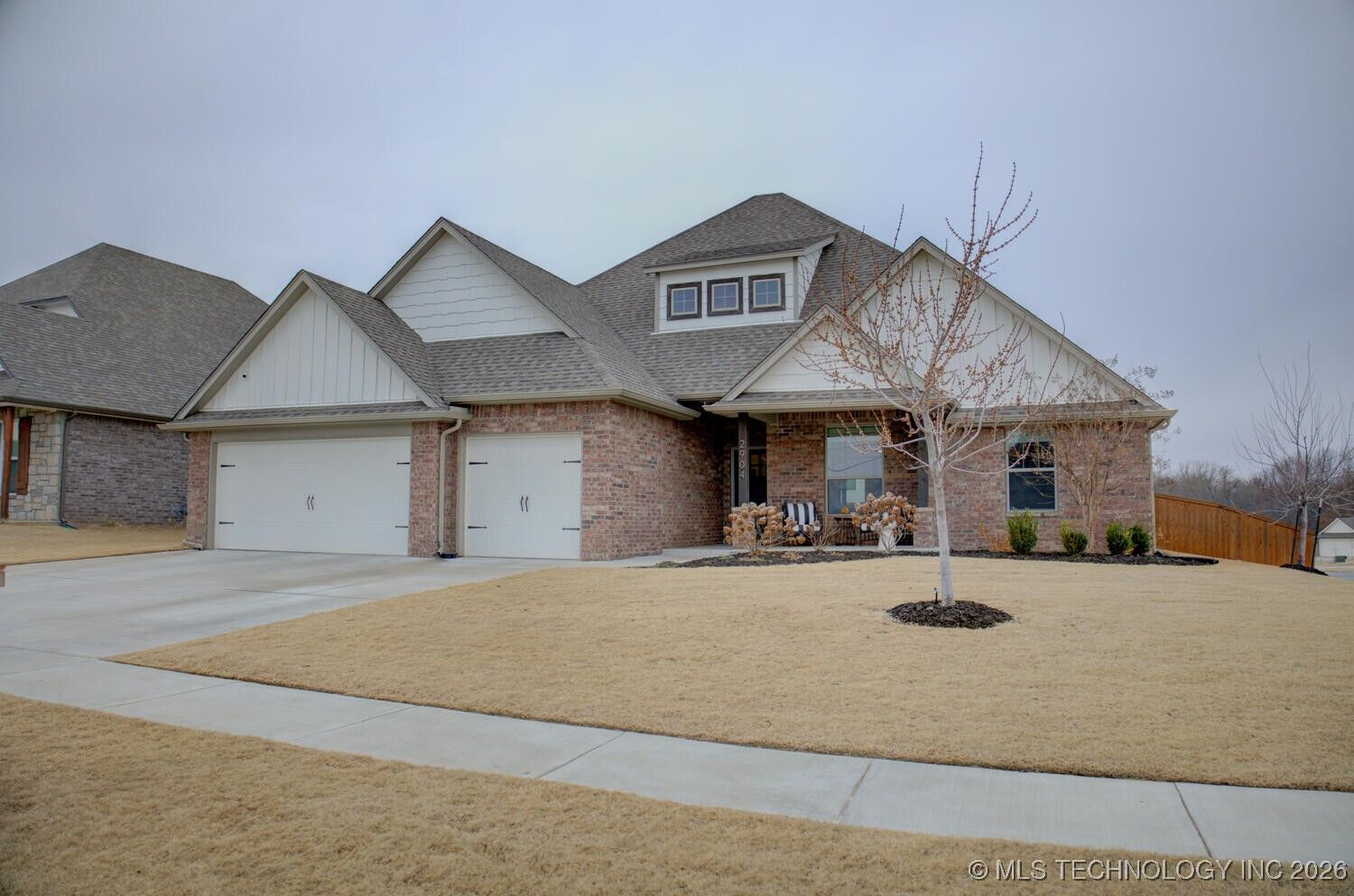 Property Photo:  2904 S 8th Street  OK 74012 