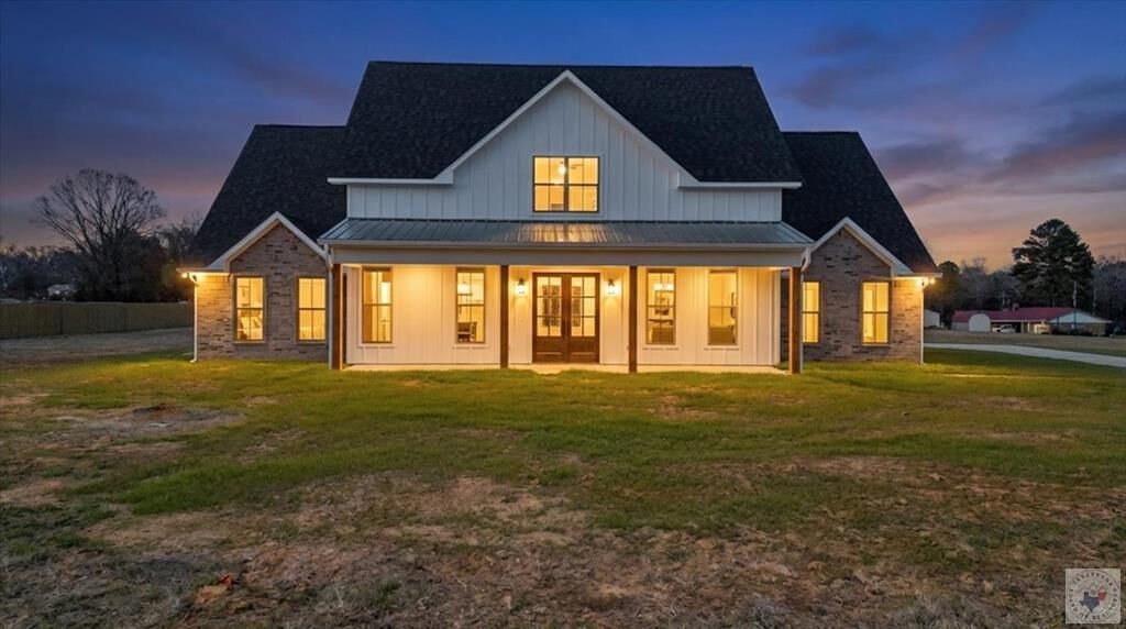 Property Photo:  30 Bunker Hill  TX 75561 