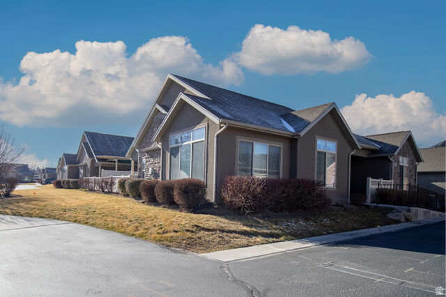 Property Photo:  1916 W Hopalong Cir S A  UT 84088 