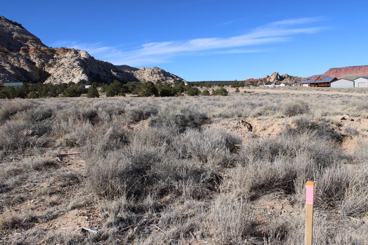 Property Photo:  140 E Teasdale Rd  UT 84773 