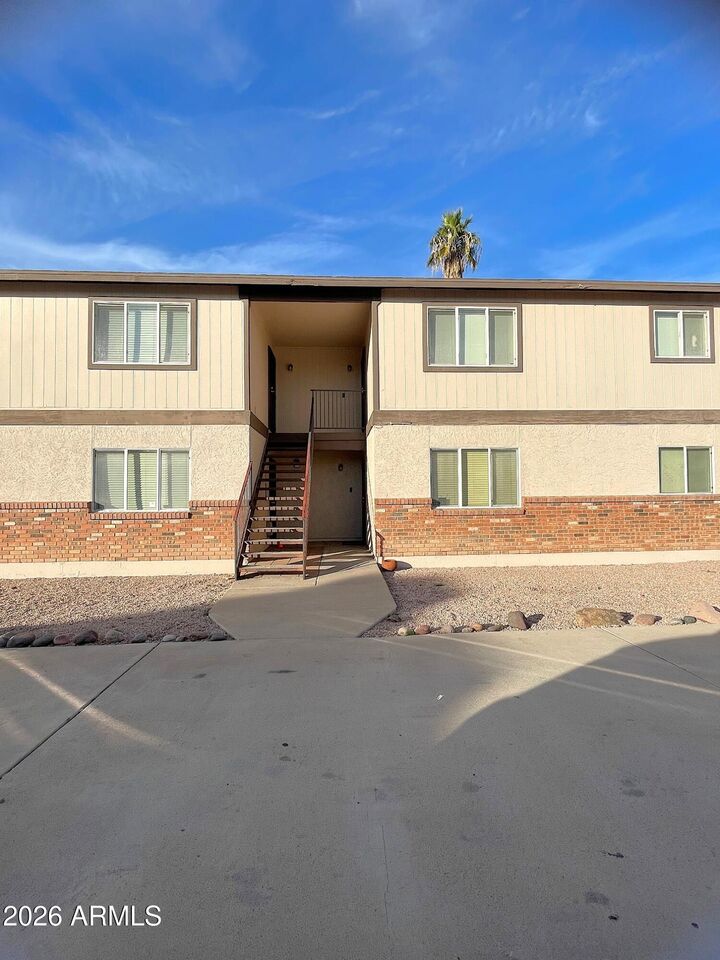 Property Photo:  2020 N Hunt Circle  AZ 85203 