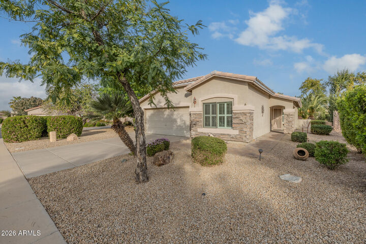 Property Photo:  5127 S Almond Court  AZ 85298 