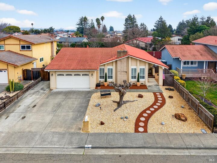 Property Photo:  116 Rose Petal Court  CA 94954 