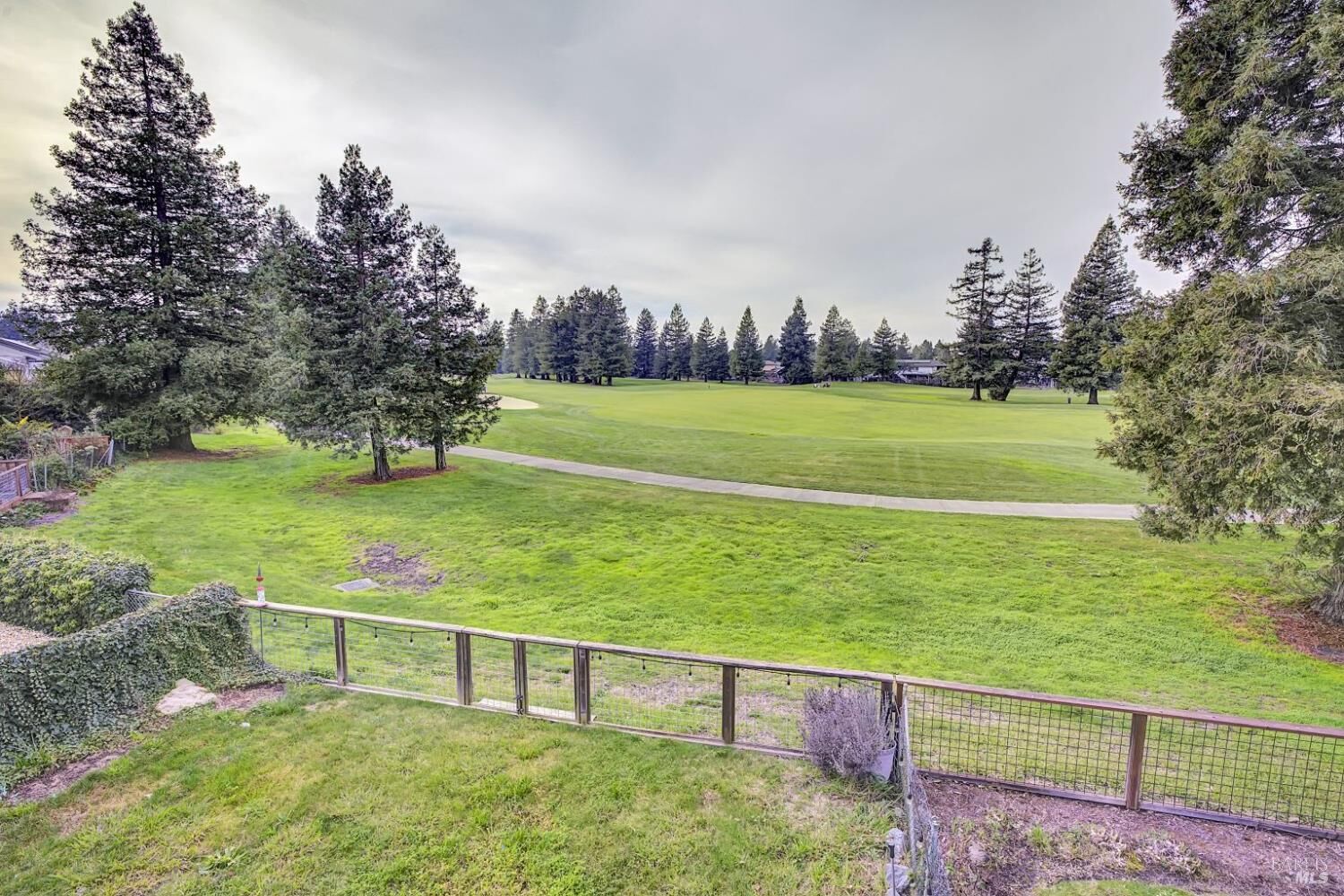 Property Photo:  870 Hudis Street  CA 94928 