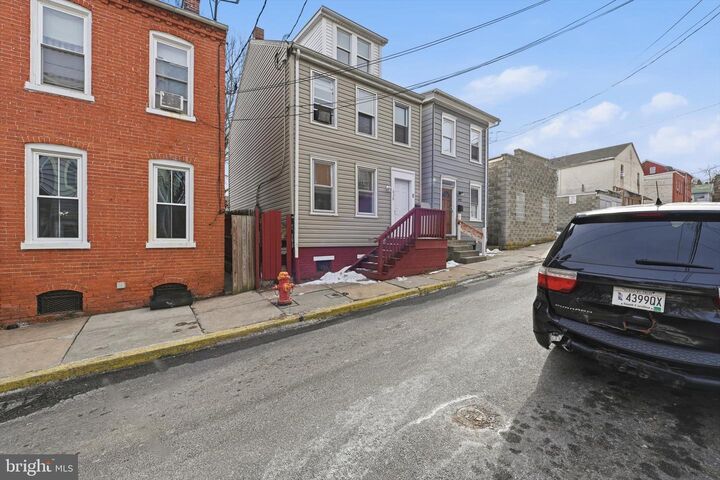 Property Photo:  638 High Street  PA 17603 