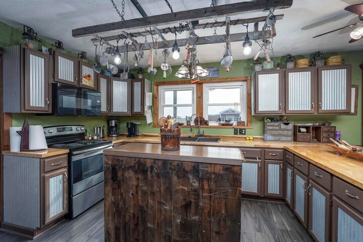 Property Photo:  4100 N State Route 729  OH 45169 