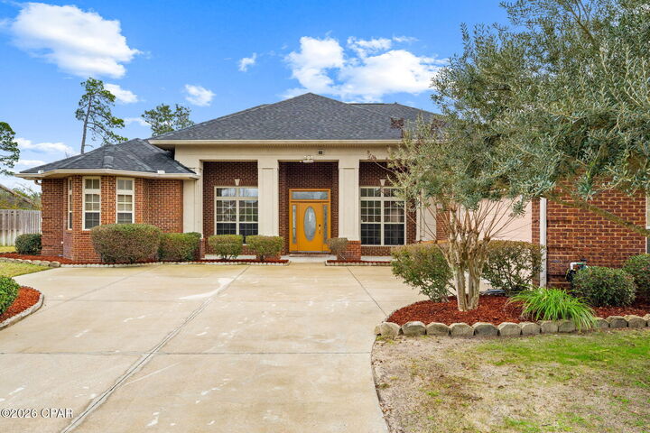 Property Photo:  140 Cottonwood Circle  FL 32444 