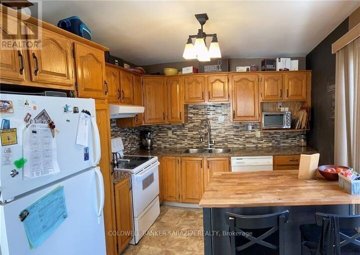 Property Photo: 455 Patrick Street ON K6K 1L3