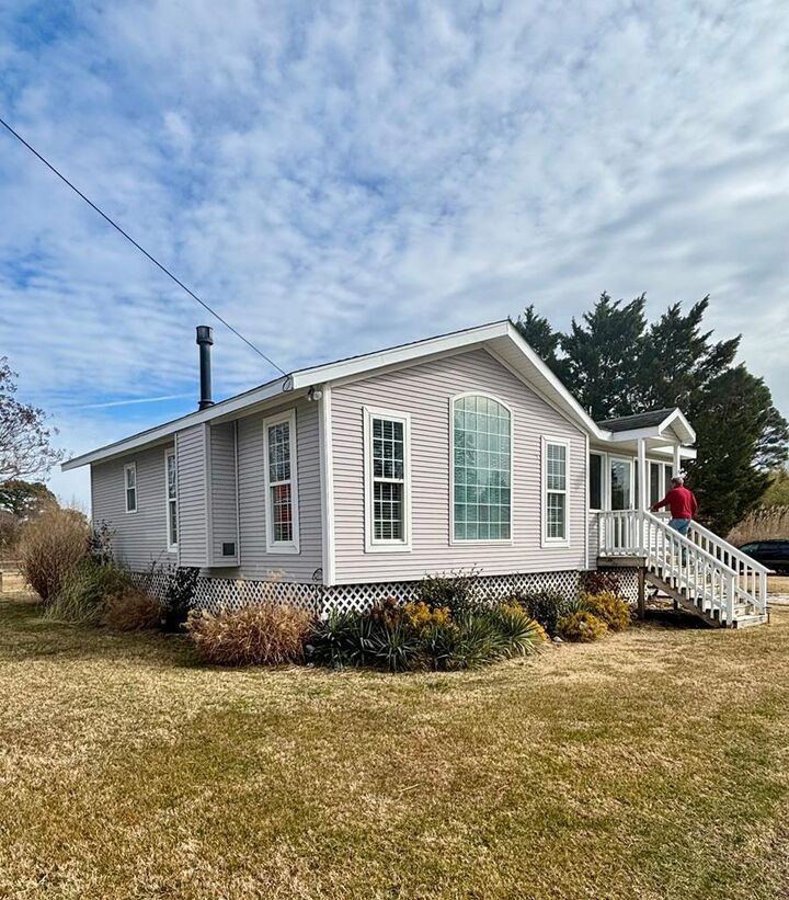 Property Photo: 5113 Johnson Ln VA 23336