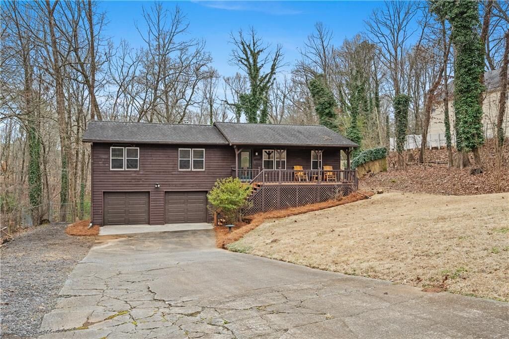 Property Photo:  426 Riverlake Court  GA 30188 