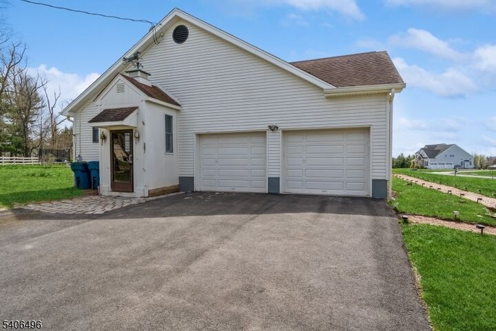 Property Photo:  30 Claridge Ln  NJ 08822 