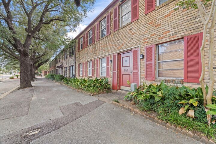 Property Photo:  11607 Chimney Rock Road C  TX 77035 