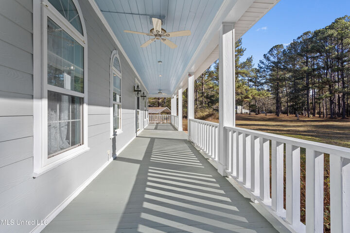 Property Photo:  10120 Road 307  MS 39573 