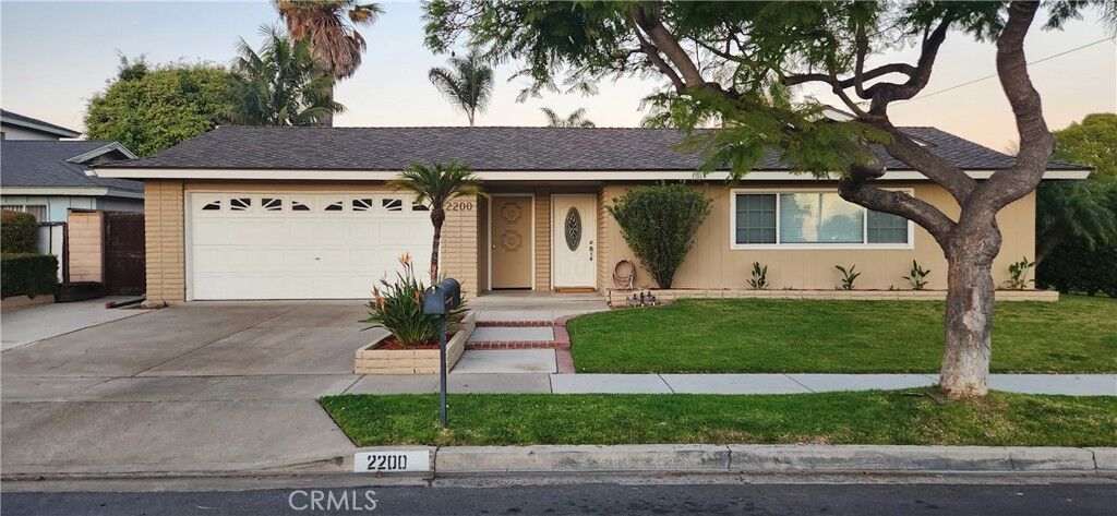 Property Photo: 2200 Francisco Drive CA 92660