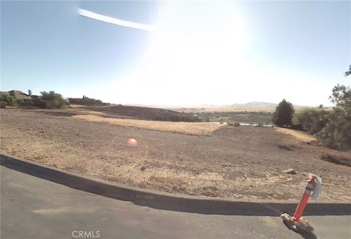 Property Photo: 13901 Bonny-Kerry Drive CA 93636