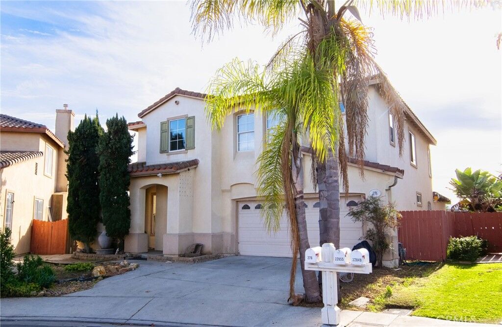 Property Photo:  276 Cambria  CA 90745 