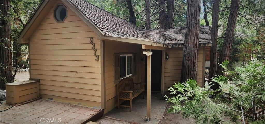 Property Photo:  9373 Quercus  CA 92339 