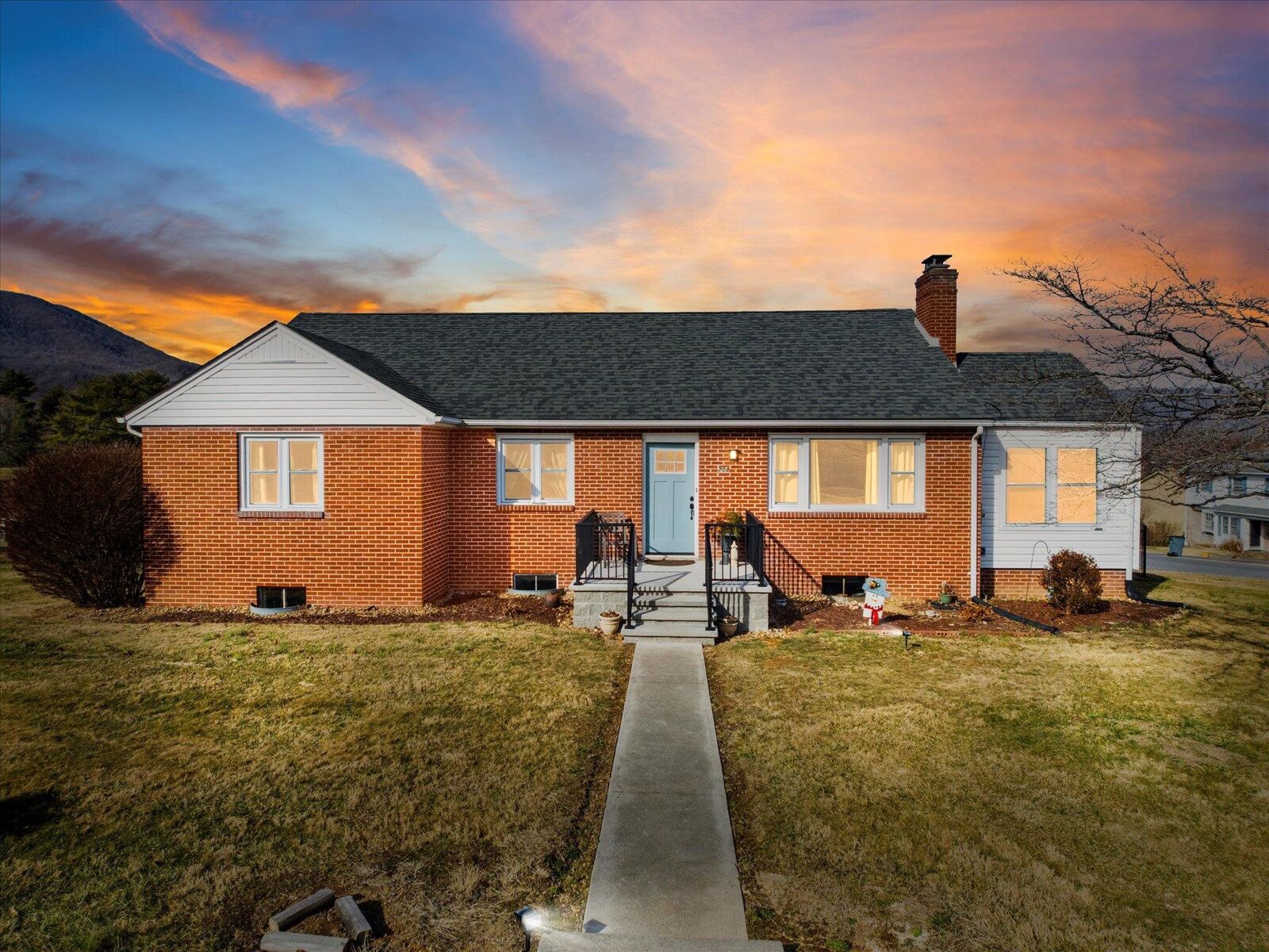 Property Photo:  708 Clifford Street  VA 24134 