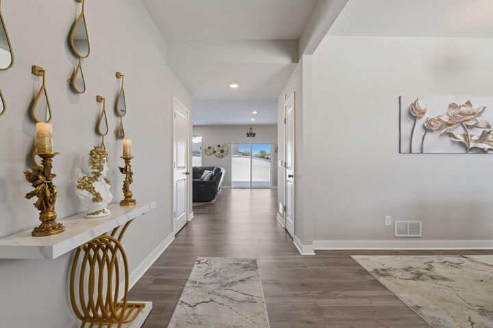 Property Photo:  1663 Oak Creek Drive  MN 55318 