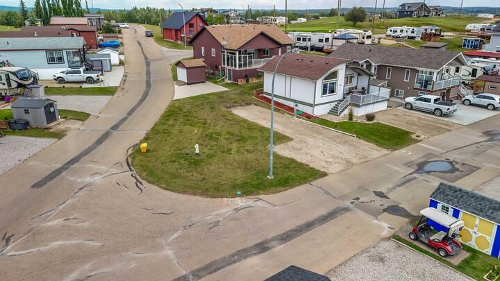 Property Photo: 25054 South Pine Lake Road 5042 AB T0M 1R0