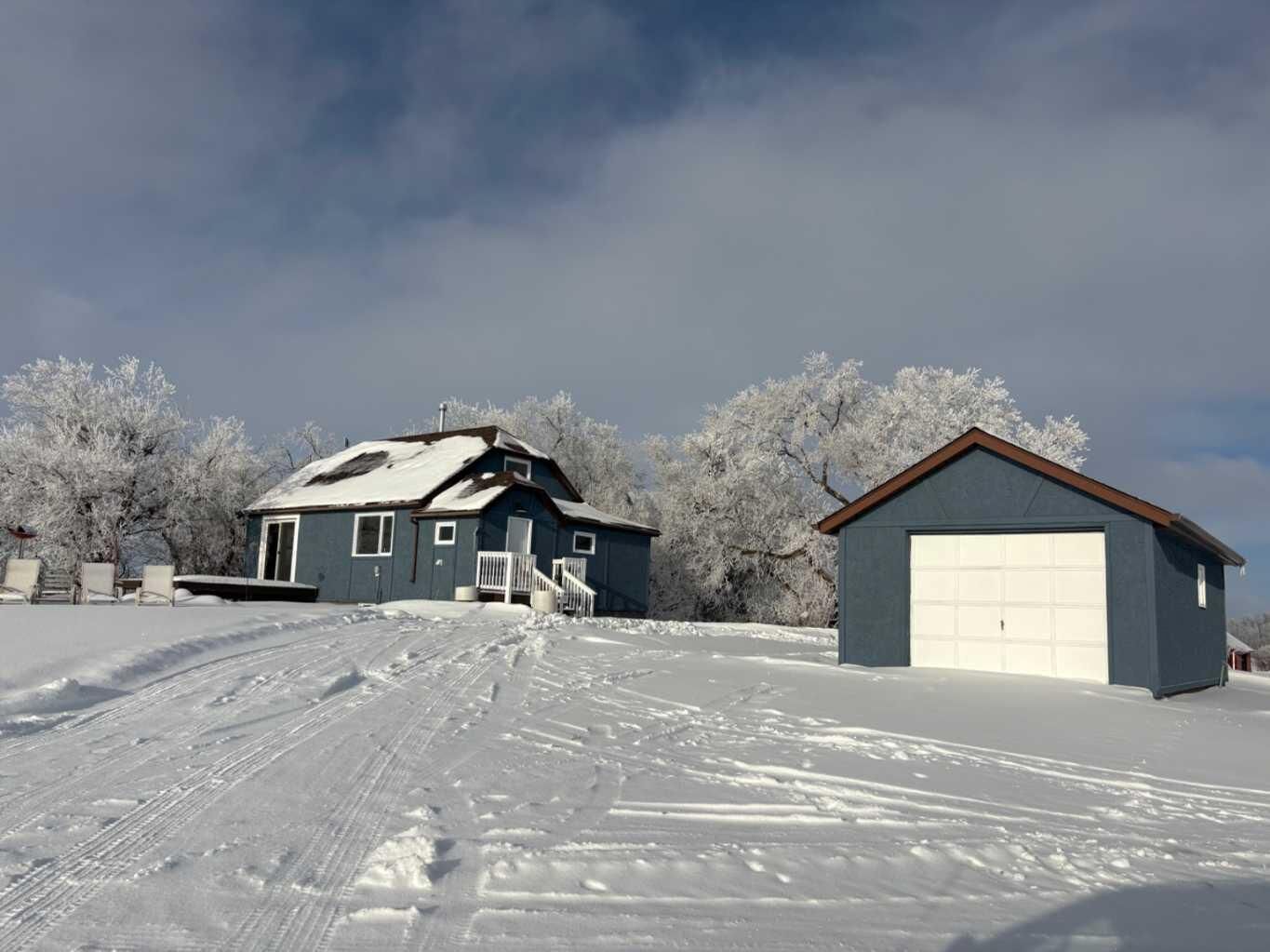 Property Photo: 40025 Range Road 222 AB T0M 0X0