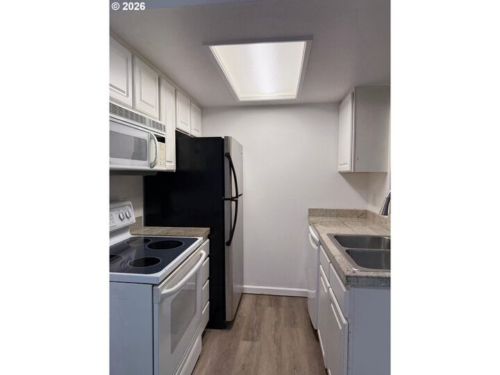 Property Photo:  9987 SE Talbert St  OR 97015 