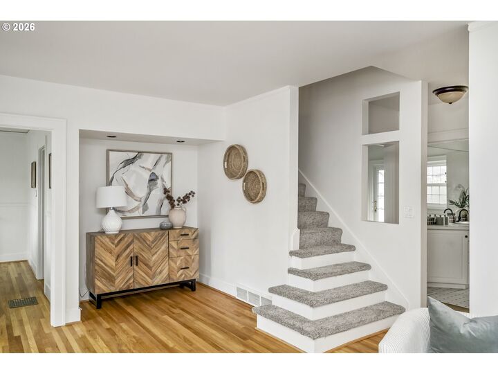 Property Photo:  2826 NE 61st Ave  OR 97213 