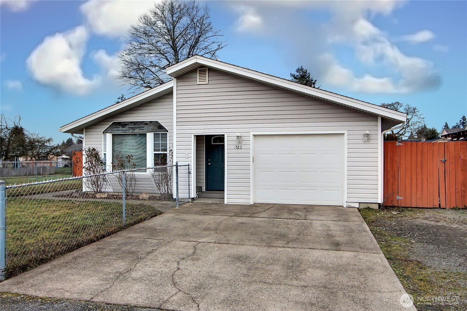 Property Photo: 1523 S 93rd Street WA 98444
