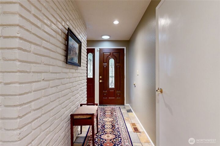 Property Photo: 1873 Rustic Place WA 99362