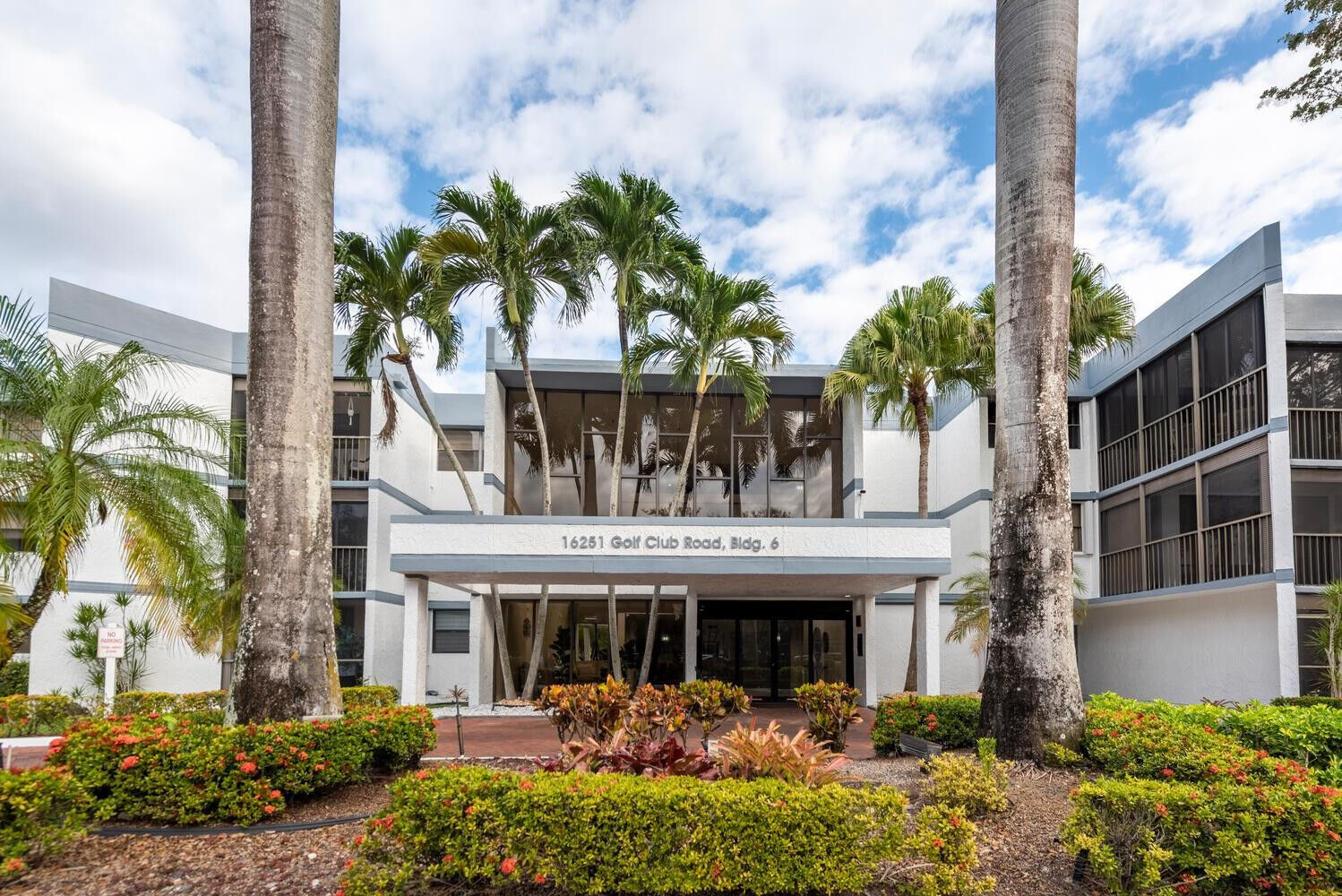 Property Photo: 16251 Golf Club Road 305 FL 33326