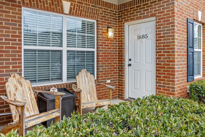 Property Photo:  1685 Stonebriar Drive NE  TN 37312 