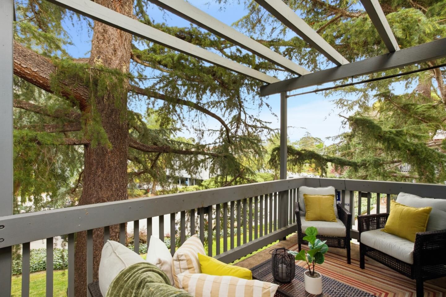 Property Photo:  4117 George Avenue 4  CA 94403 