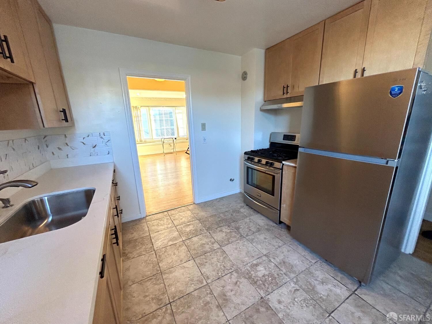 Property Photo:  106 Caselli Avenue 106  CA 94114 