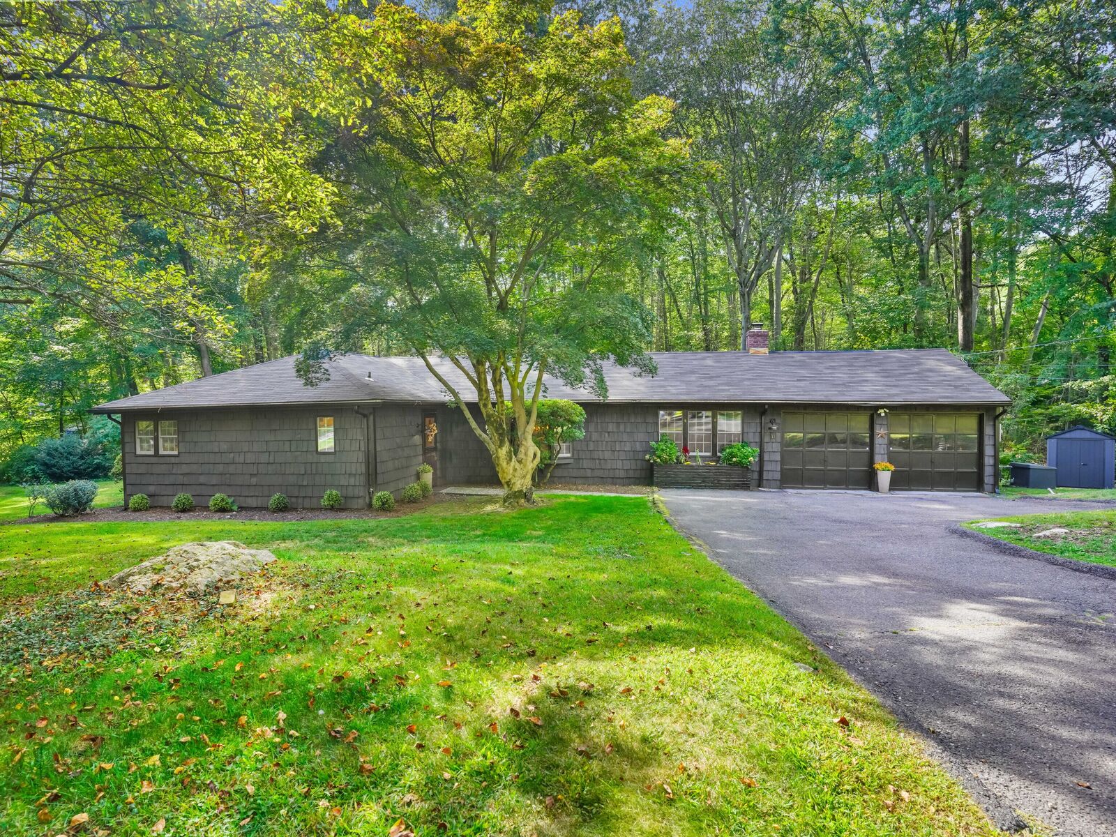 Property Photo:  11 Eastwood Road  CT 06851 