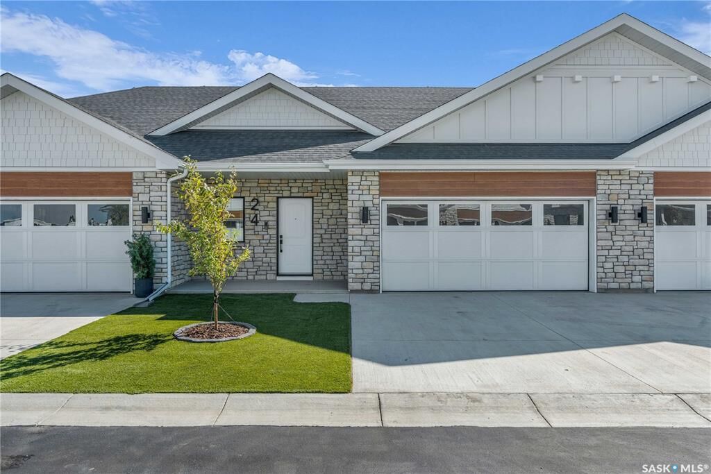 Photo de la propriété:  720 Brighton Boulevard 4  SK S7V 1X1 