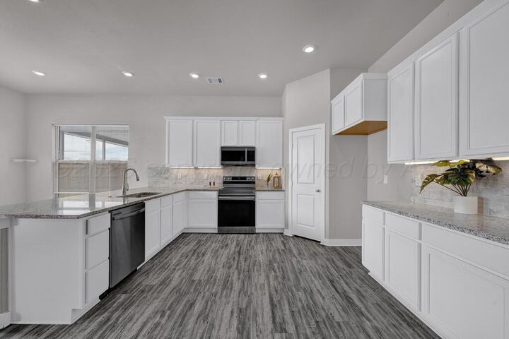 Property Photo: 1841 Vidalia Street TX 79118