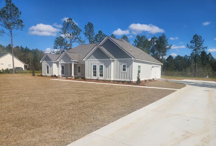 Property Photo: 116 Stornoway Drive GA 31763