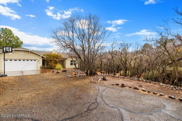 Property Photo:  521 E Pebble Circle  AZ 86326 