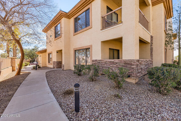 Property Photo:  6770 N 47th Avenue 1016  AZ 85301 