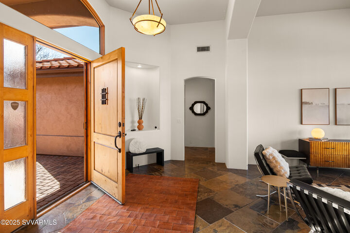 Property Photo:  10 Coburn Court  AZ 86351 