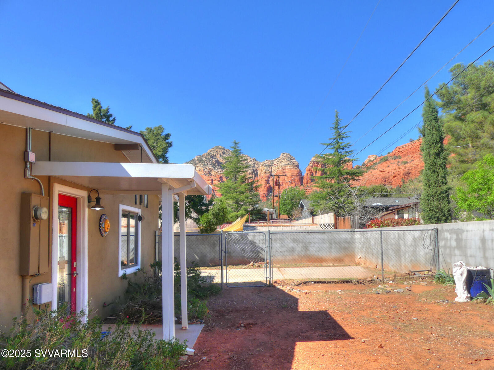 Property Photo: 160 Little Elf Drive AZ 86336