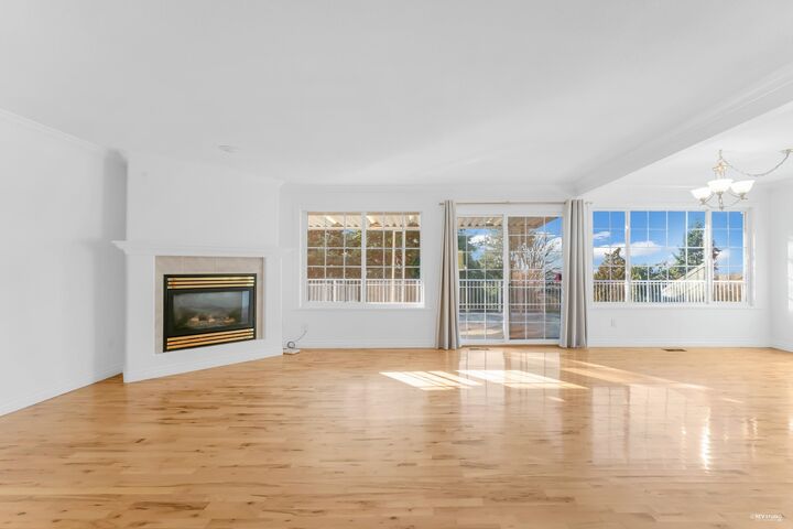 Property Photo:  8063 Wiltshire Boulevard  BC V4C 4B5 