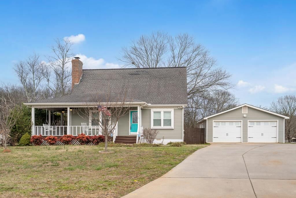 Property Photo:  106 Elm Street  GA 30705 