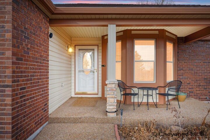 Property Photo:  7120 Pasadena Rd  WY 82009 