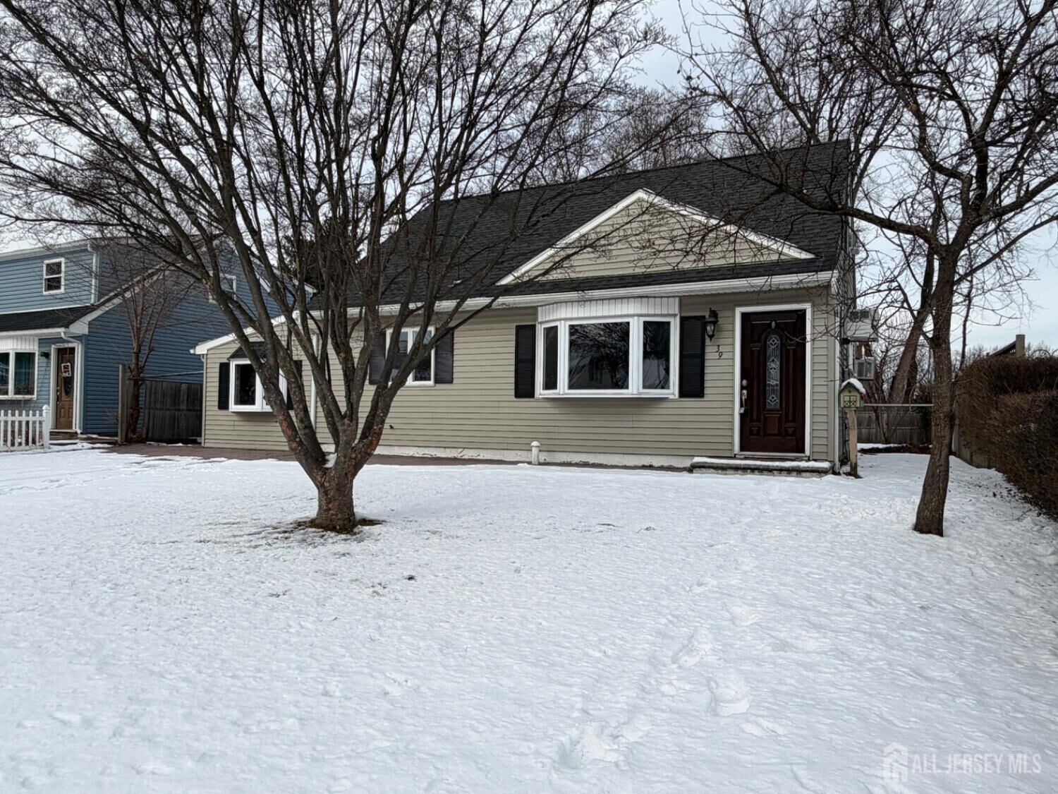 Property Photo:  39 Birch Terrace  NJ 08859 