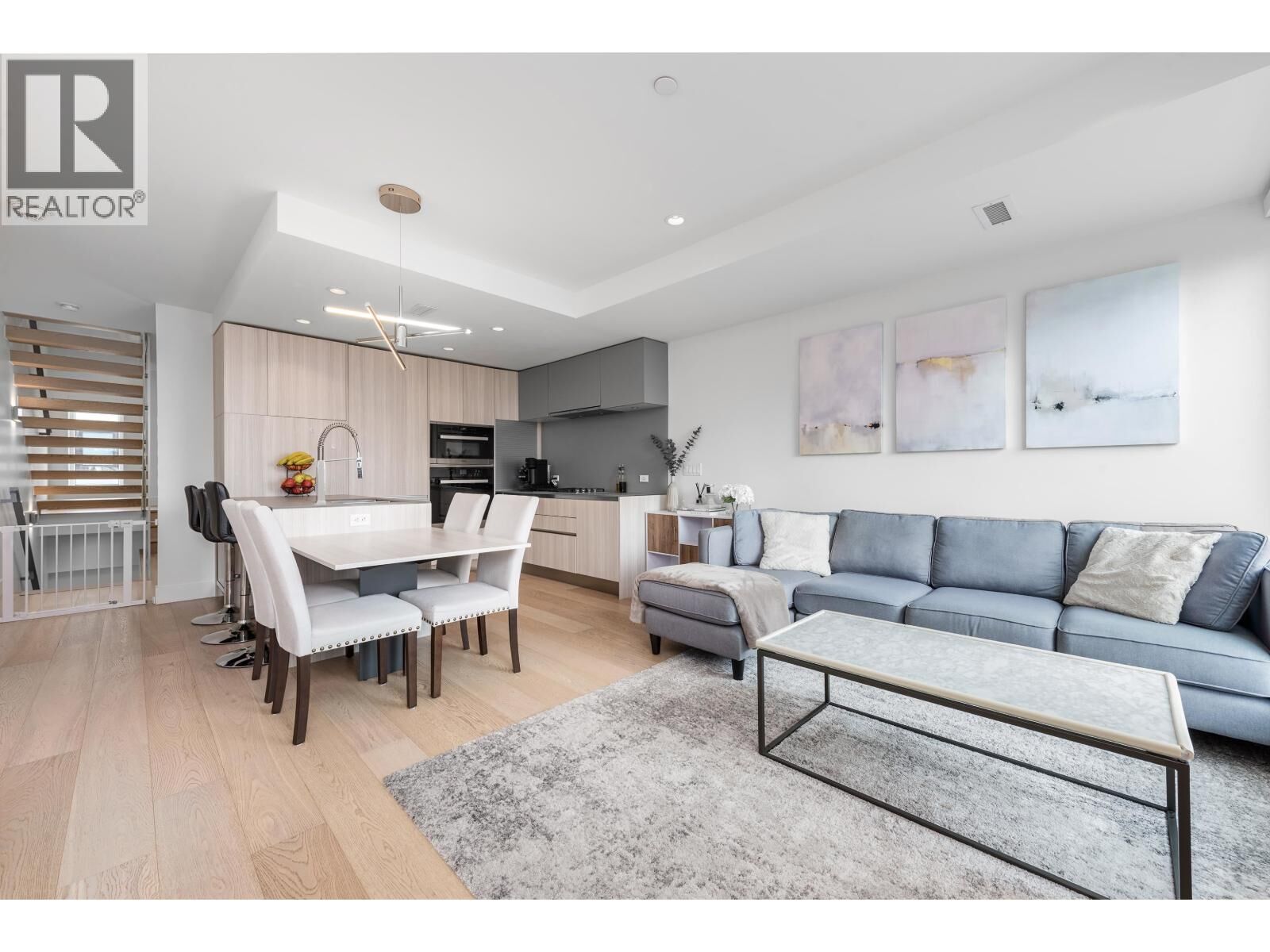 Property Photo:  138 West Woodstock Avenue  BC V5Y 0N1 