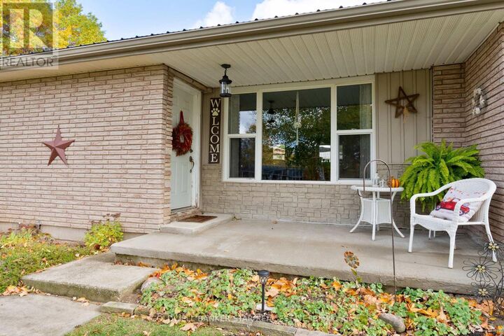 Property Photo: 35613 Victoria Street ON N0L 1K0