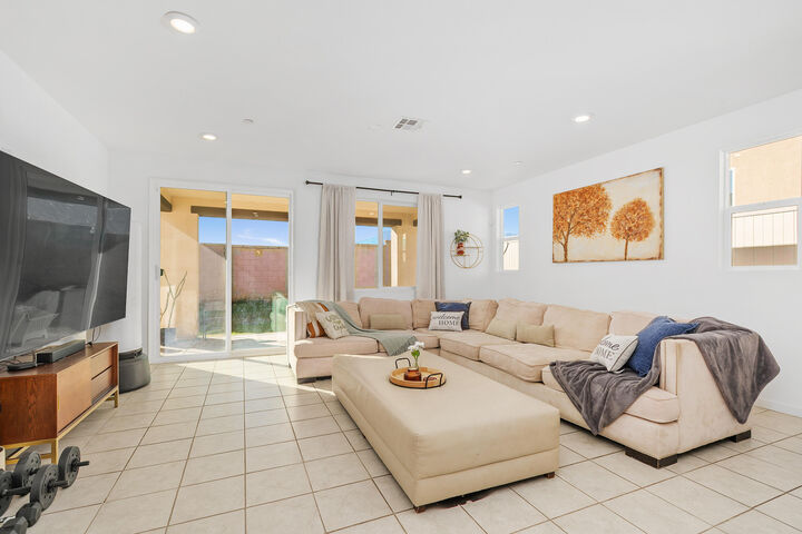 Property Photo:  62915 Loftwood Street  CA 92240 