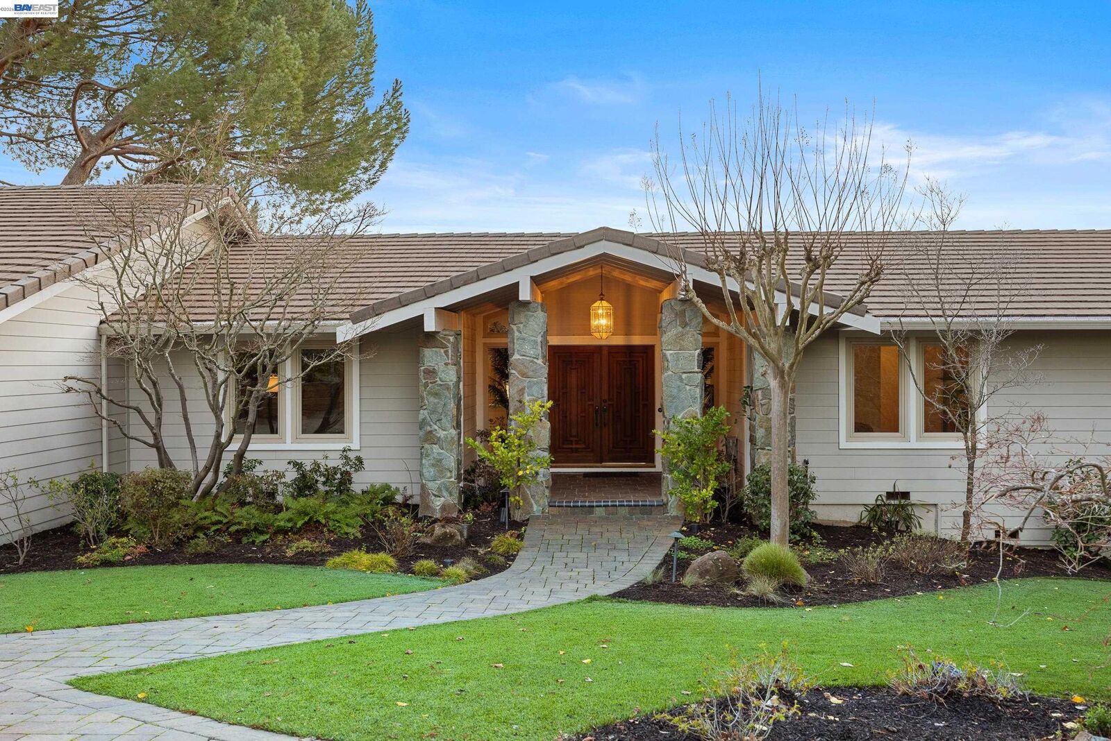 Property Photo:  670 Logan Ln  CA 94526 