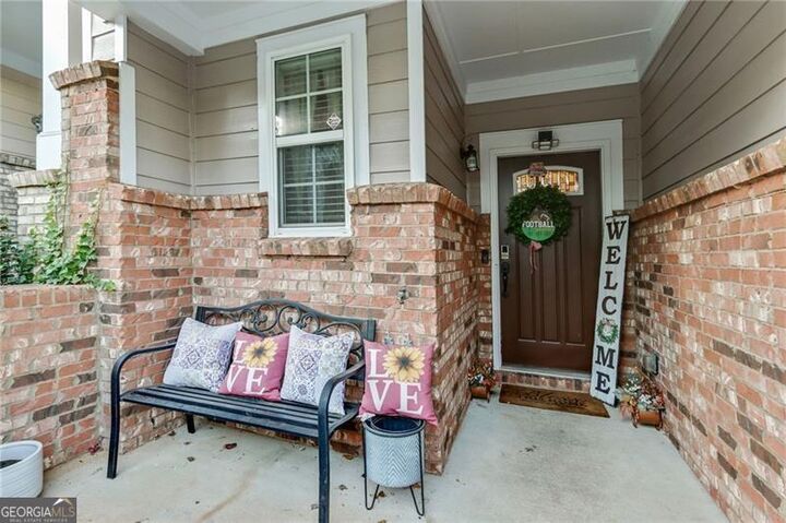 Property Photo:  4048 Carlinswood Way  GA 30083 